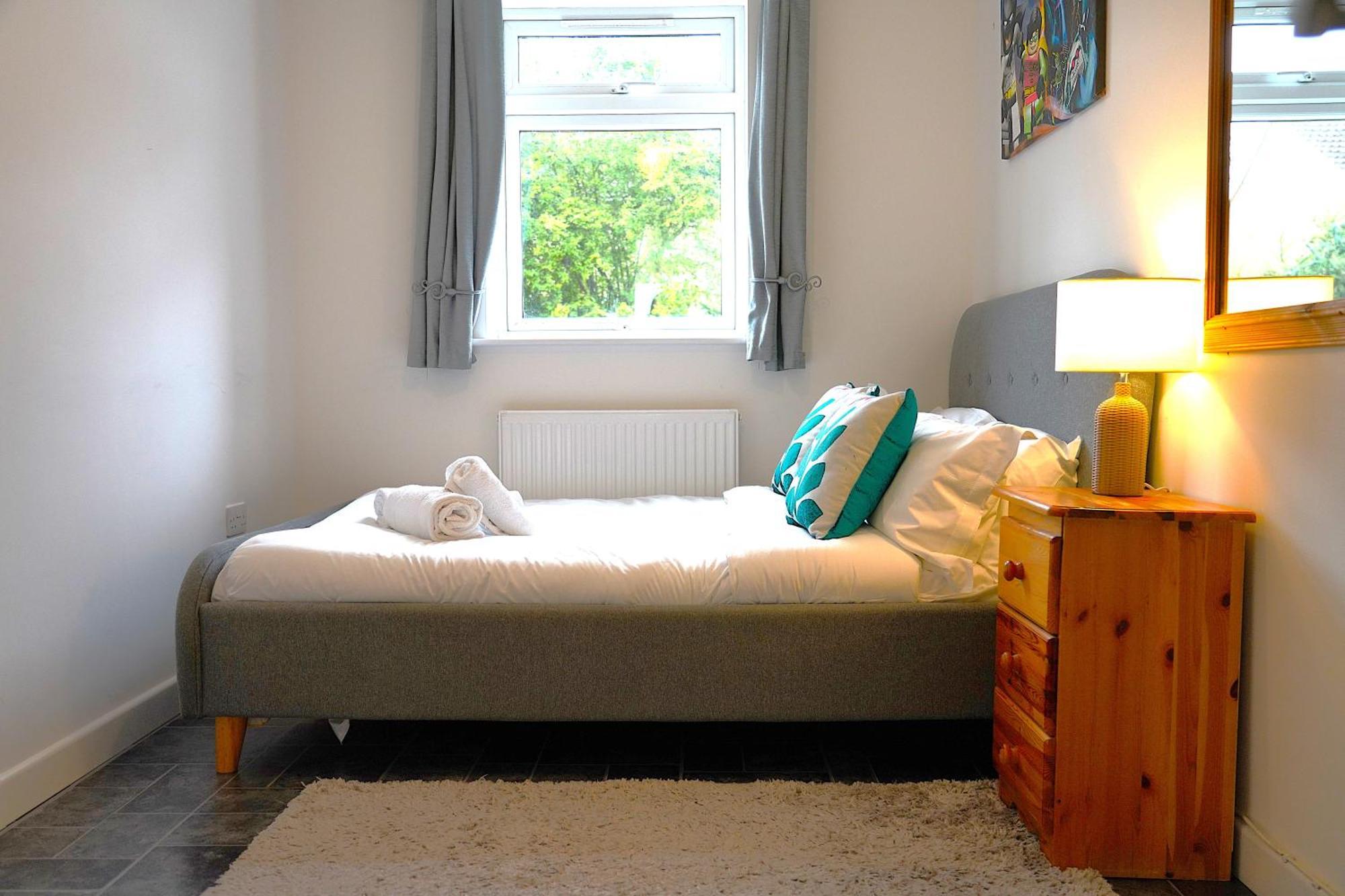 Sleeps 10, Free Parking, Close To Science Park, King Size Bed Milton  Zewnętrze zdjęcie